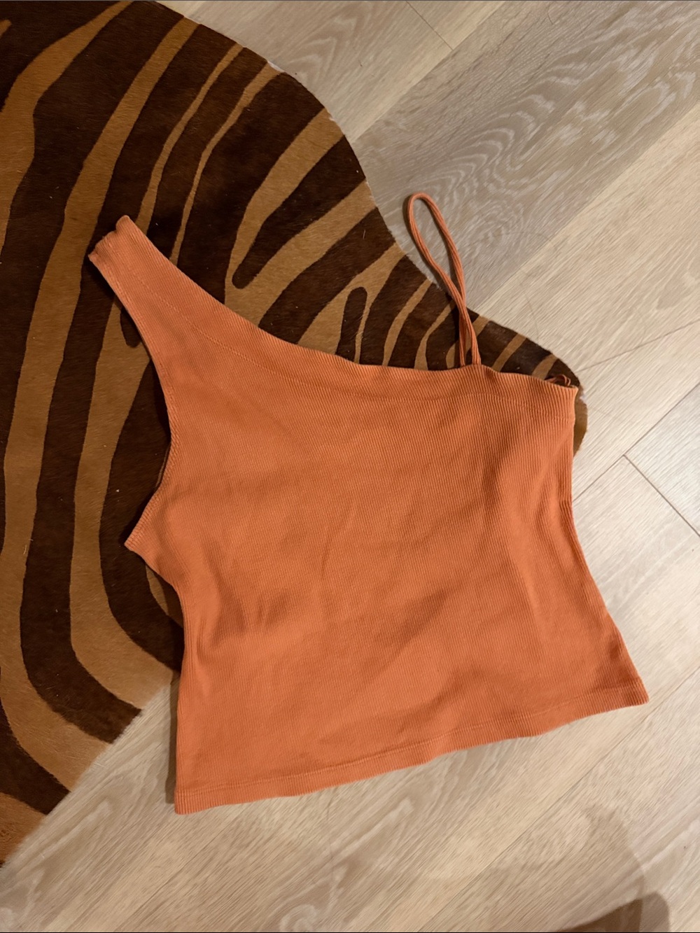 FP one shoulder tank✨